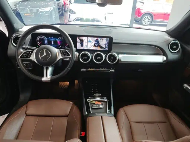 Mercedes-Benz GLB-Class — Фото автомобиля 9