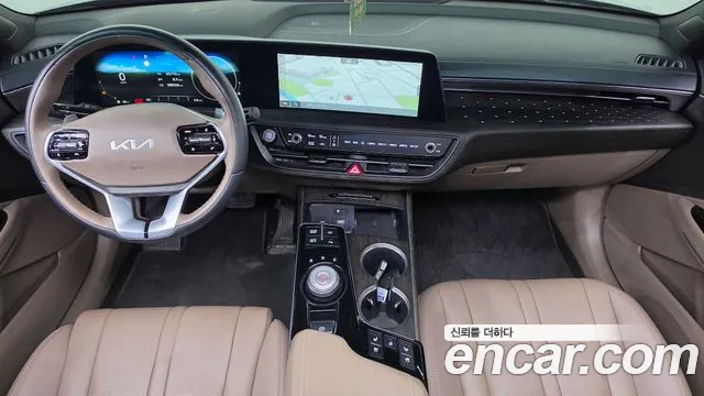 Kia K8 — Фото автомобиля 10