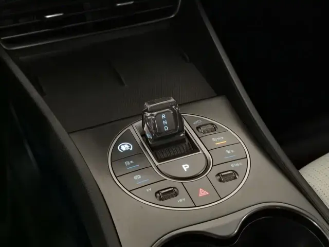 BYD Hai Bao 05 DM-i 2025 DM-i Smart Drive Edition 55KM Luxury — Фото автомобиля 13