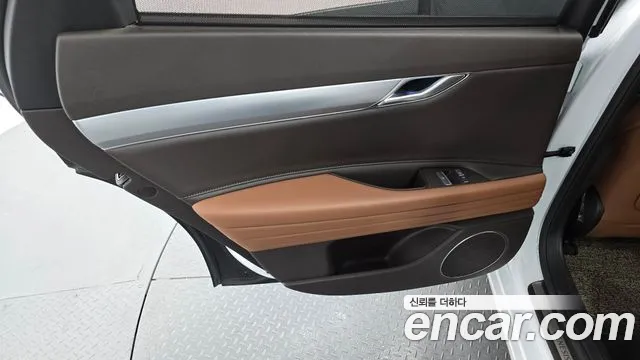Genesis G80 Бензин 2.5 турбо AWD — Фото автомобиля 25