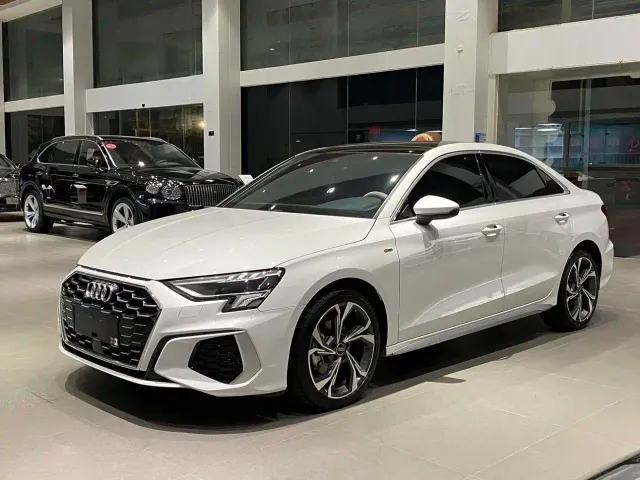 Фотография автомобиля — Audi A3