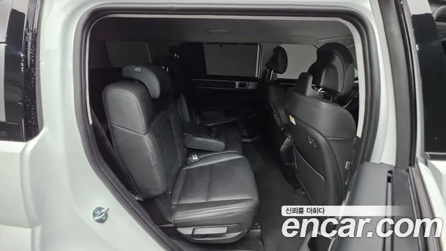 Hyundai Santa Fe — Фото автомобиля 24