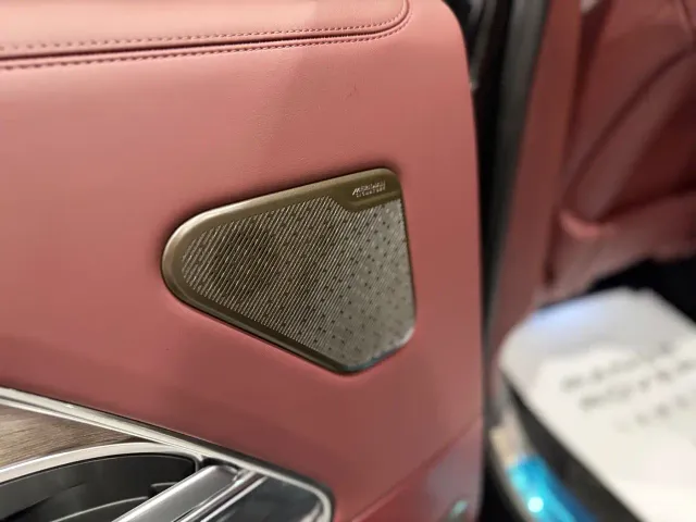 Land Rover Range Rover — Фото автомобиля 24