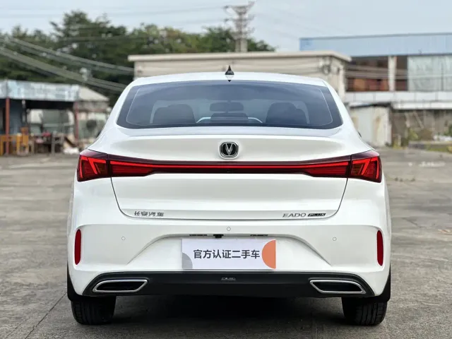 Changan Eado — Фото автомобиля 8