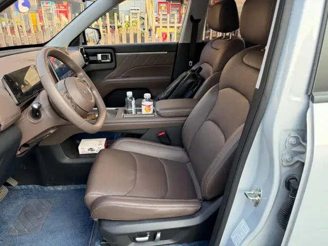 Wuling Starlight 560 — Фото автомобиля 8