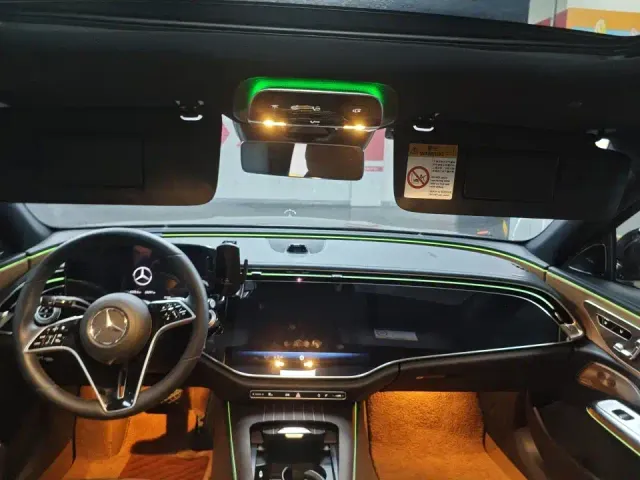 Mercedes-Benz E-Class — Фото автомобиля 5