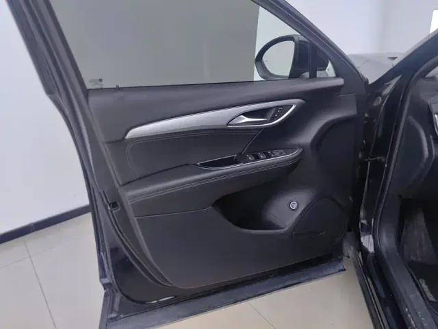 Buick Envision Plus — Фото автомобиля 7