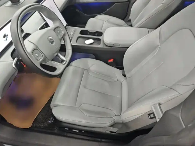 Nio ET5 Touring — Фото автомобиля 14