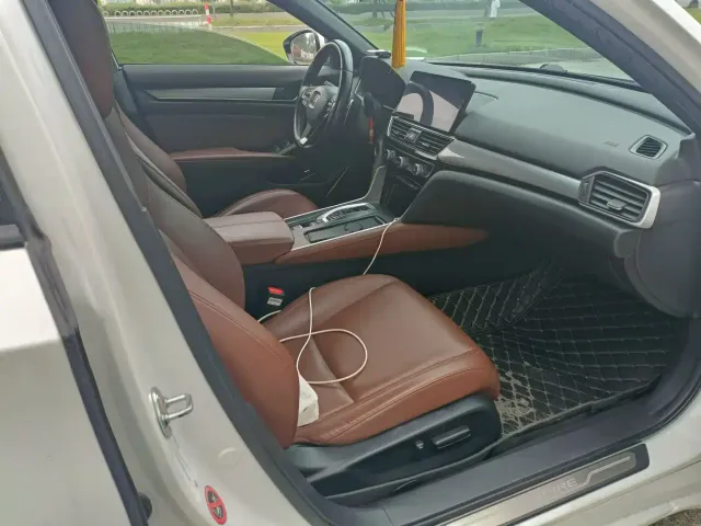 Honda Inspire — Фото автомобиля 6