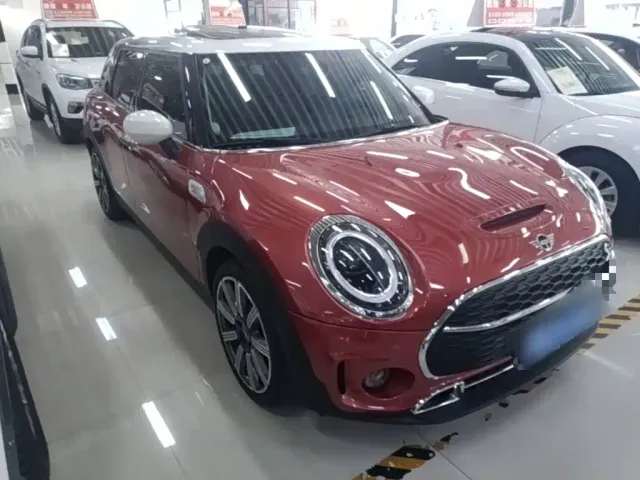 MINI Clubman — Фото автомобиля 3