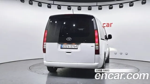Hyundai Staria Staria 4WD Tourer 9 мест — Фото автомобиля 4