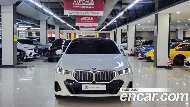 BMW 5-Series — Фото автомобиля 3