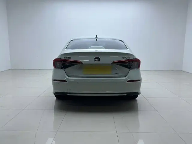 Honda Civic — Фото автомобиля 12