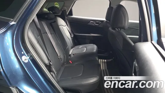 Kia Sportage Sportage 5-е поколение Бензин 1.6 турбо 2WD — Фото автомобиля 11