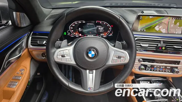BMW 7 Series — Фото автомобиля 21