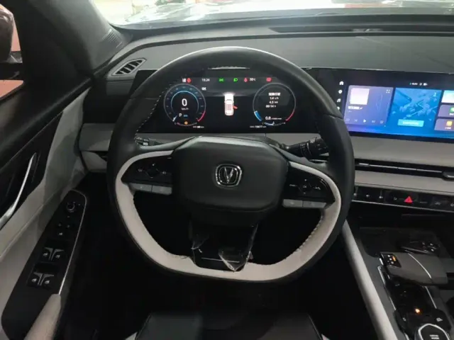 Changan CS75 Plus — Фото автомобиля 10