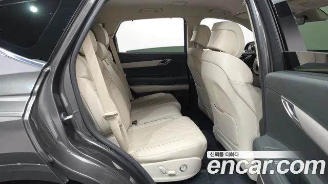 Genesis GV80 2.5T Бензин AWD — Фото автомобиля 3