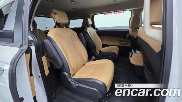 Kia Canival Carnival 4 поколение Дизель 9 мест Prestige — Фото автомобиля 19