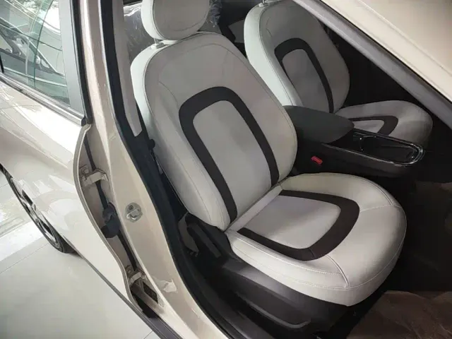 JAC Yiwei 3 — Фото автомобиля 24
