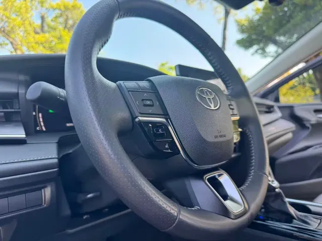 Toyota Camry — Фото автомобиля 5