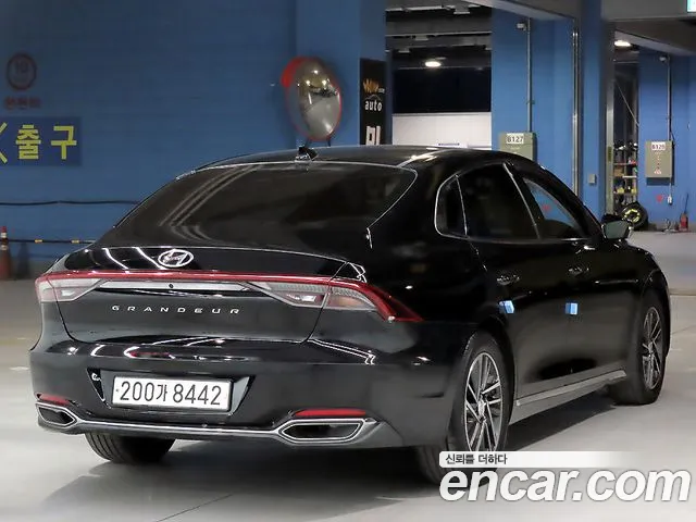 Hyundai Grandeur Новый Grandeur IG 3.0 LPi (Для проката) — Фото автомобиля 4