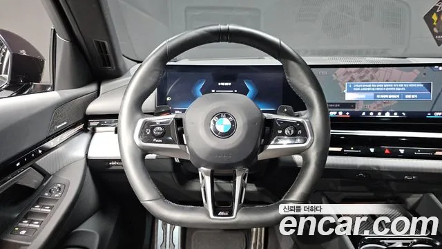 BMW 5-Series — Фото автомобиля 11