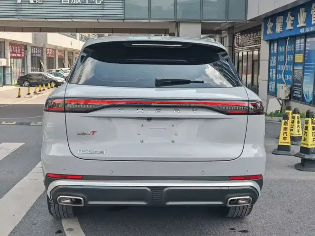 Chery Tiggo 8L 2024 Model 2.0T 2WD Luxury 5-Seater — Фото автомобиля 9