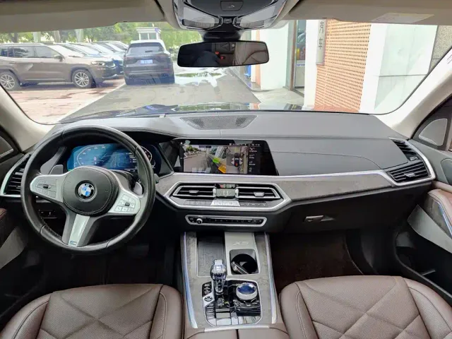 BMW X5 — Фото автомобиля 10