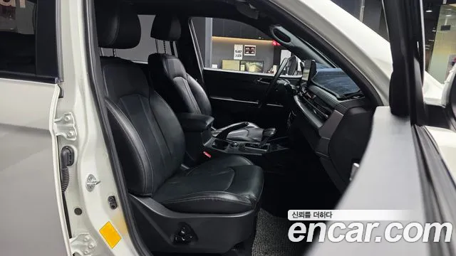 KG_Mobility_Ssangyong Rexton — Фото автомобиля 11