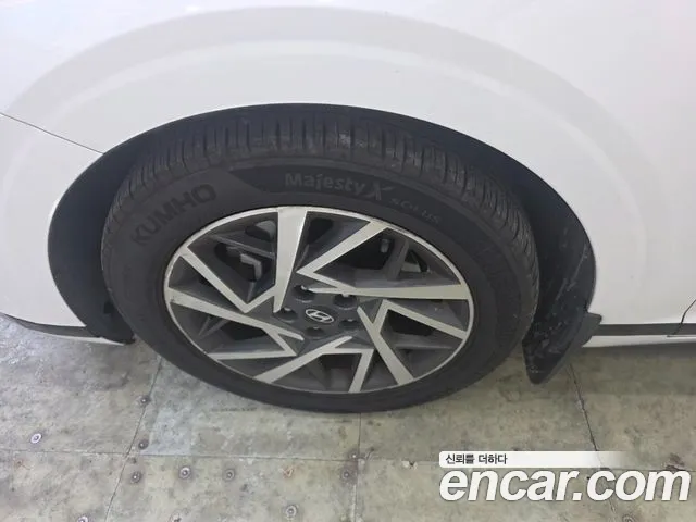 Hyundai Grandeur GN7 — Фото автомобиля 19