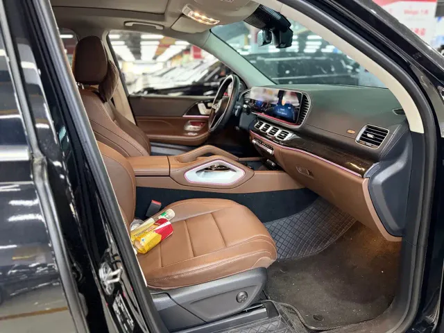 Mercedes-Benz GLE-Class — Фото автомобиля 12