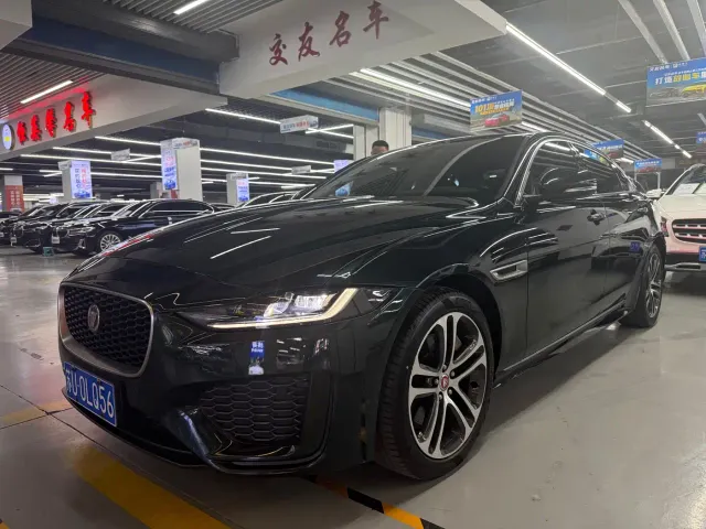 Jaguar XEL — Фото автомобиля 3