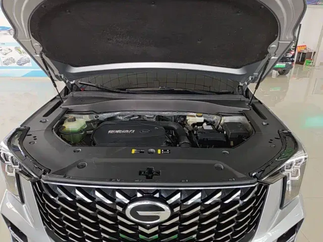 GAC Trumpchi GS8 — Фото автомобиля 19