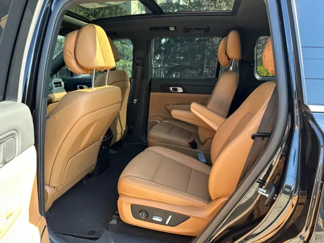 Li Auto ONE — Фото автомобиля 4
