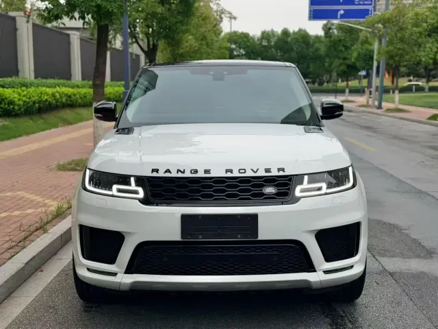 Land Rover Range Rover Sport — Фото автомобиля 2