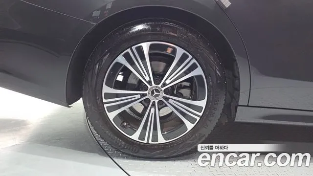 Mercedes-Benz E-Class W214 — Фото автомобиля 5