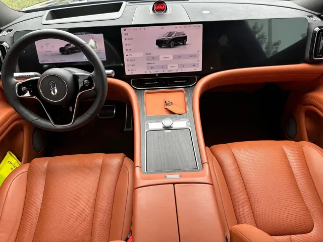 AITO Wenjie AITO M9 2024 Extended Range Ultra 42kWh 6-Seater — Фото автомобиля 7