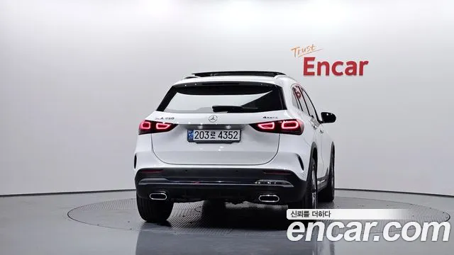Mercedes-Benz GLA-Class H247 — Фото автомобиля 4