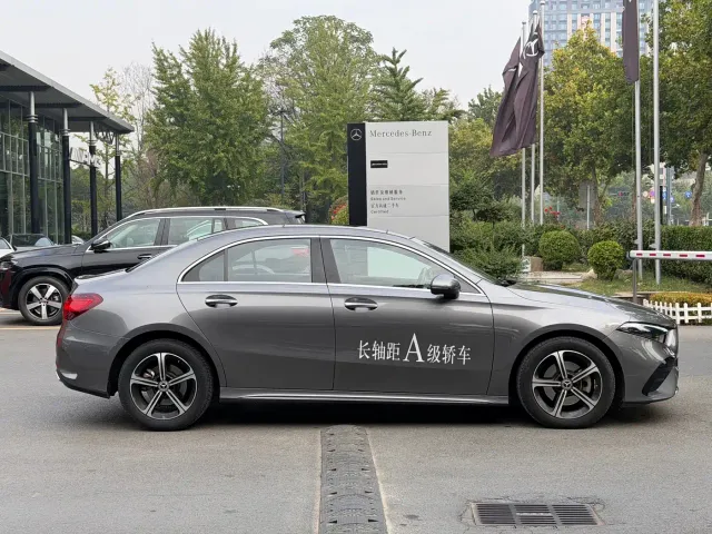 Mercedes-Benz A-Class — Фото автомобиля 8