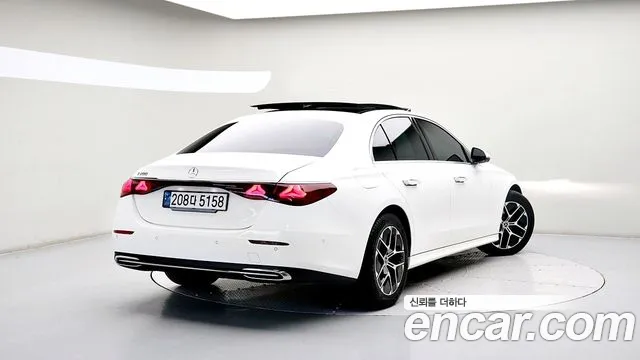 Mercedes-Benz E-Class W214 — Фото автомобиля 2
