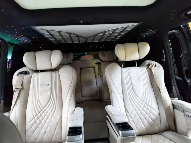 Mercedes-Benz V-Class — Фото автомобиля 11