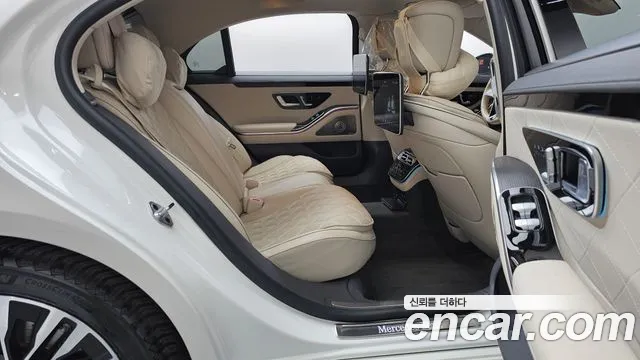Mercedes-Benz S-Class — Фото автомобиля 8
