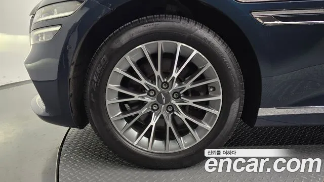 Genesis G80 RG3 — Фото автомобиля 5