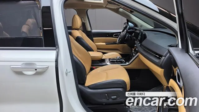 Kia Carnival 4th Gen — Фото автомобиля 16