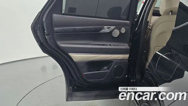 Genesis GV80 — Фото автомобиля 14