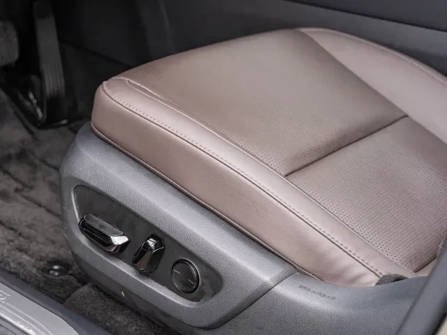 Lexus RX — Фото автомобиля 18