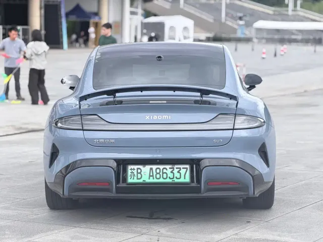 Xiaomi SU7 — Фото автомобиля 5