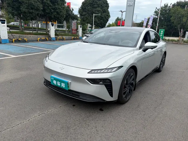 Фотография автомобиля — Dongfeng eπ 007