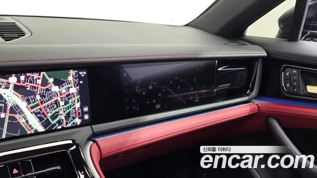 Porsche Panamera Panamera (976) — Фото автомобиля 26