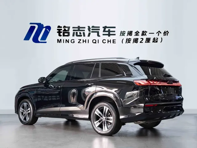 Audi Q6 — Фото автомобиля 6